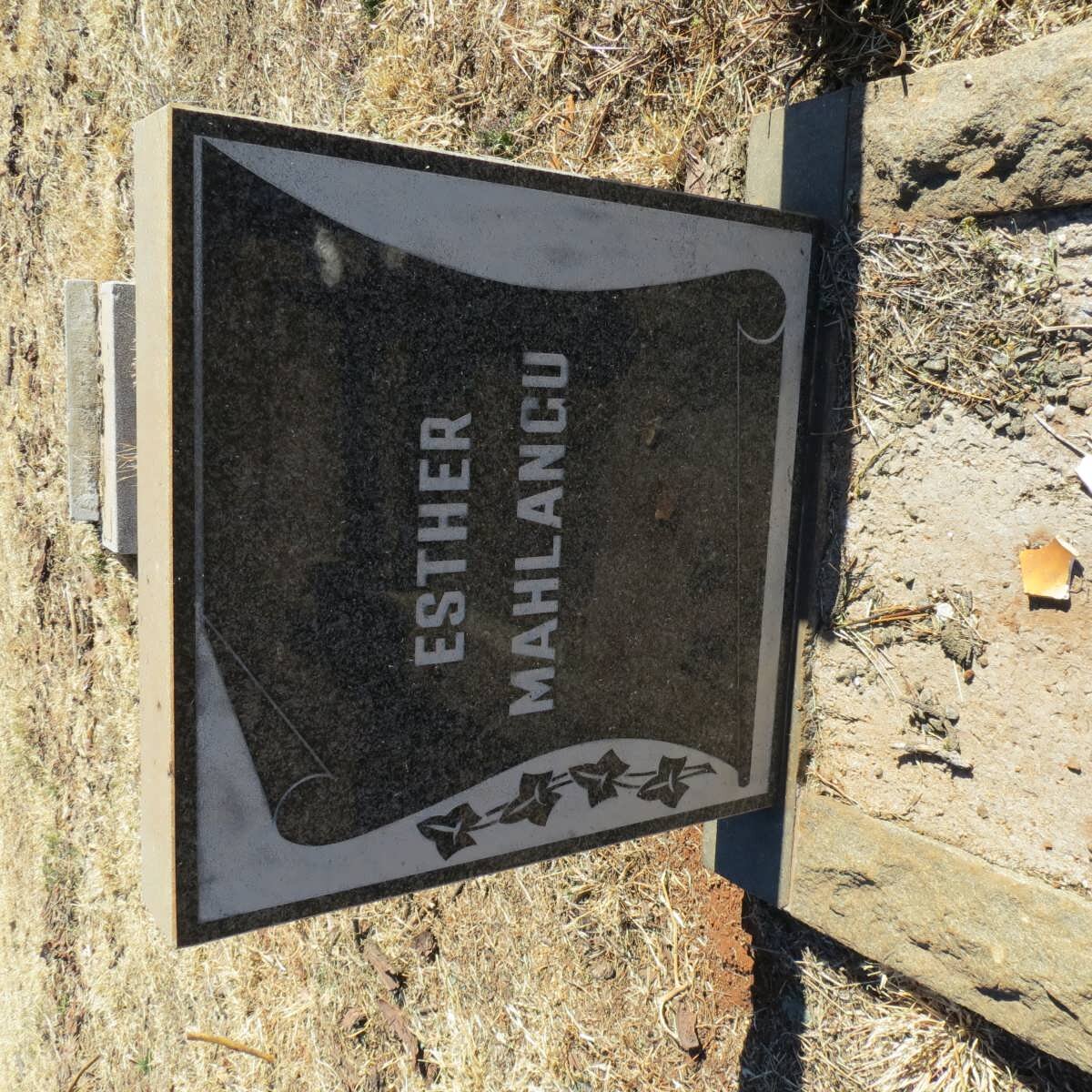 MAHLANGU Esther