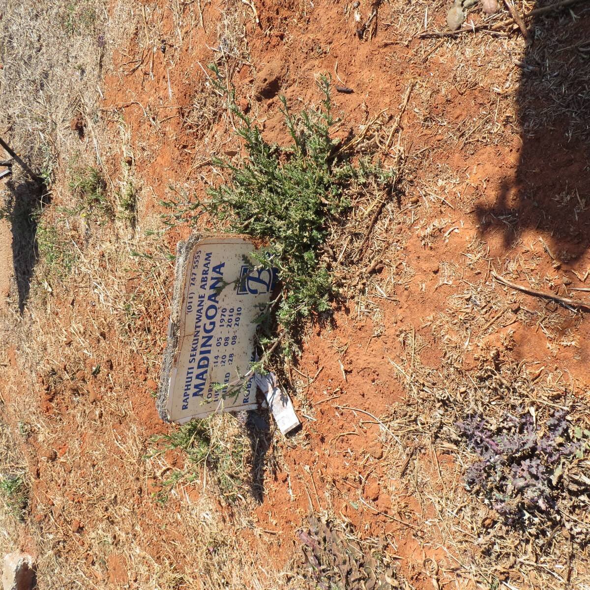 MADINGOANA Raphuti Sekuntwane Abram 1970-2010