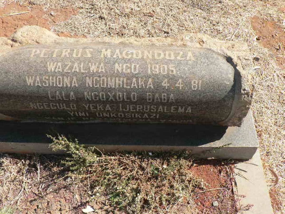 MAGONDOZA Petrus 1905-1981