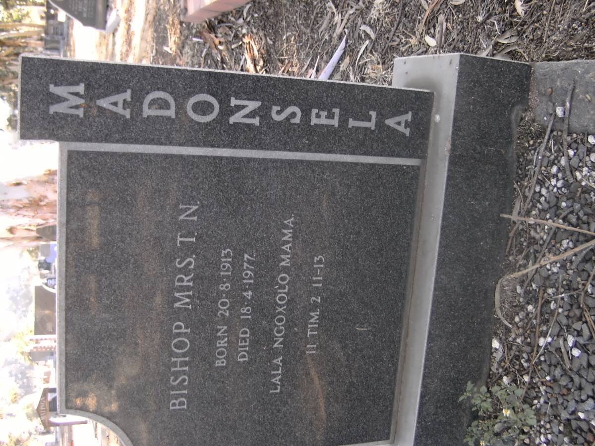 MADONSELA T.N. 1913-1977