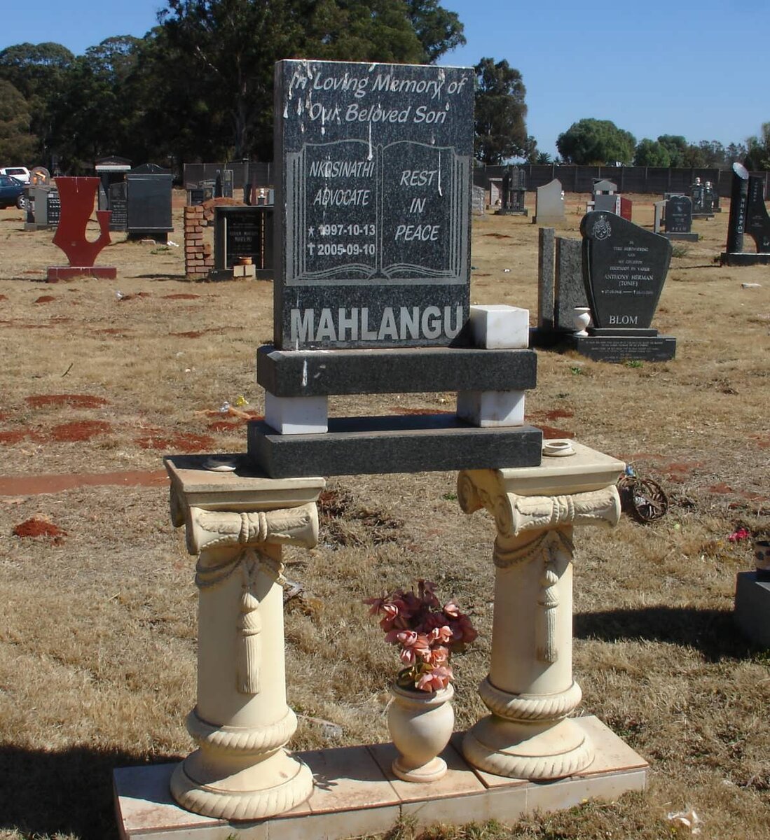 MAHLANGU Nkosinathi Advocate 1997-2005