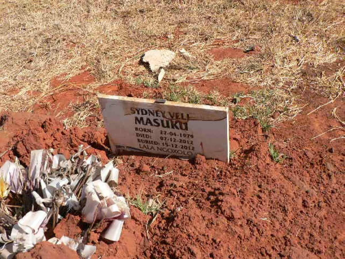 MASUKU Sydney Veli 1979-2012