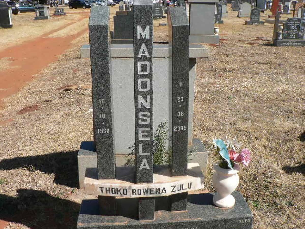 MADONSELA Thoko Rowena Zulu 1960-2005