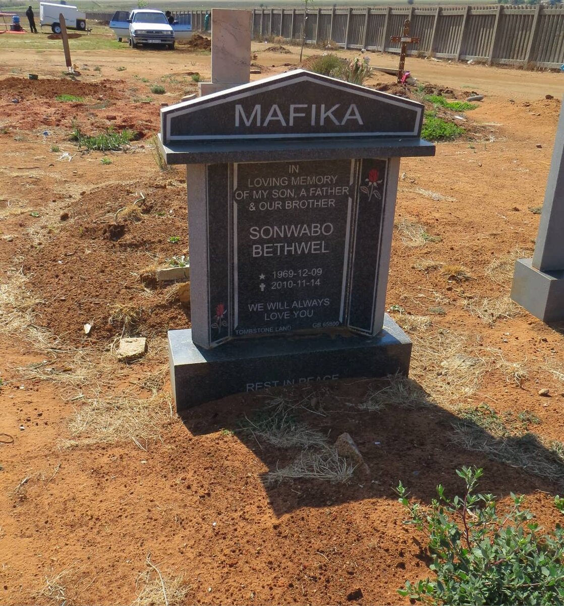 MAFIKA Sonwabo Bethwel 1969-2010