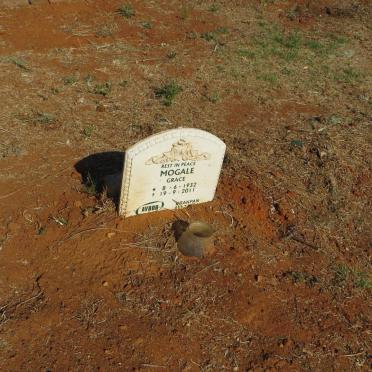 MOGALE Grace 1932-2011