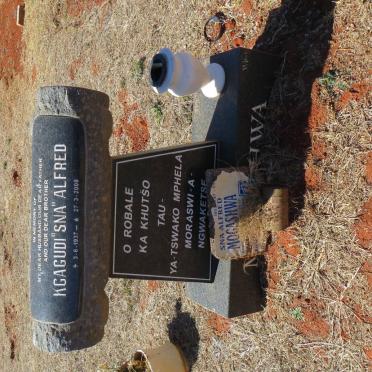 MOGASHWA Kgagudi Alfred 1937-2008