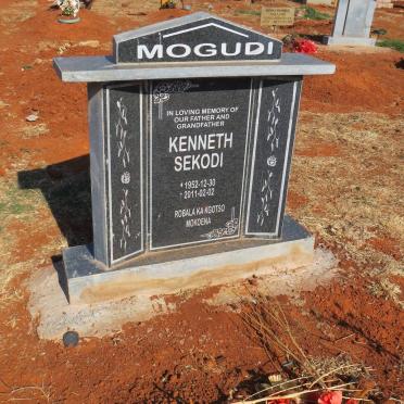 MOGUDI Kenneth Sekodi 1952-2011