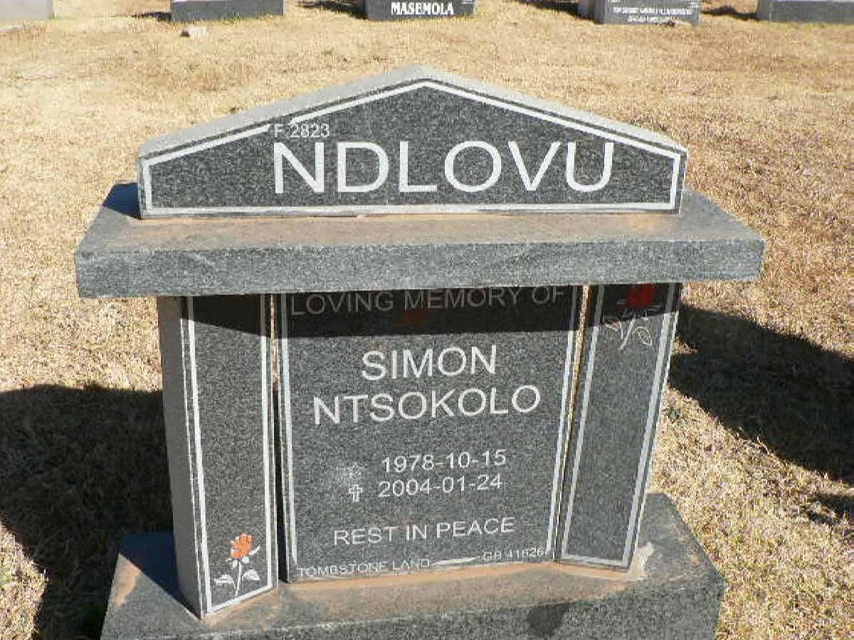 NDLOVU Simon Ntsokolo 1978-2004