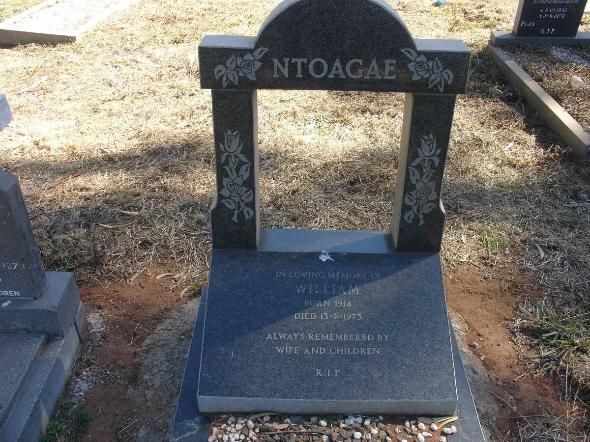 NTOAGAE William 1914-1973