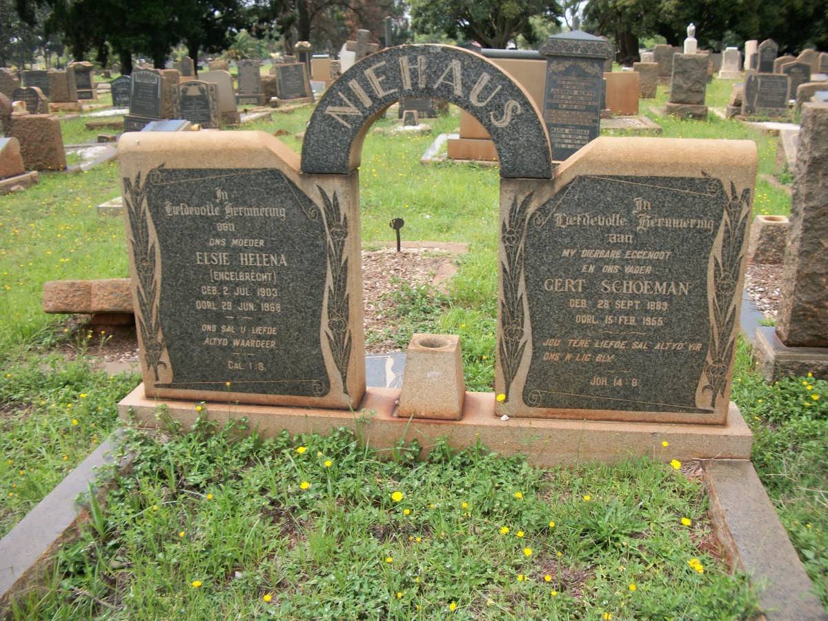 NIEHAUS Gert Schoeman 1889-1955 &amp; Elsie Helena ENGELBRECHT 1903-1968