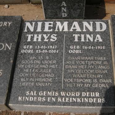 NIEMAND Thys 1947-2004 &amp; Tina 1952-