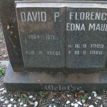 OELOFSE David P. 1904-1976 &amp; Florence Edna Maud 1909-1986 