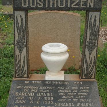 OOSTHUIZEN Barend Daniel 1898-1965 &amp; Susanna Johanna EBERSOHN 1896-1981