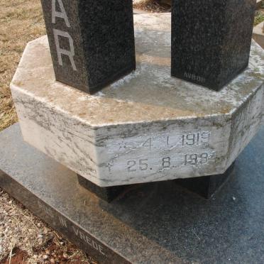 PIENAAR Archie 1912-1987 &amp; Max 1919-1994