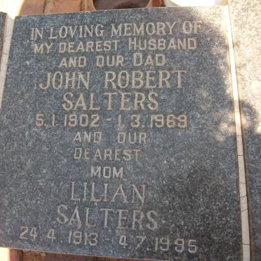 SALTERS John Robert 1902-1969 &amp; Lilian 1913-1995