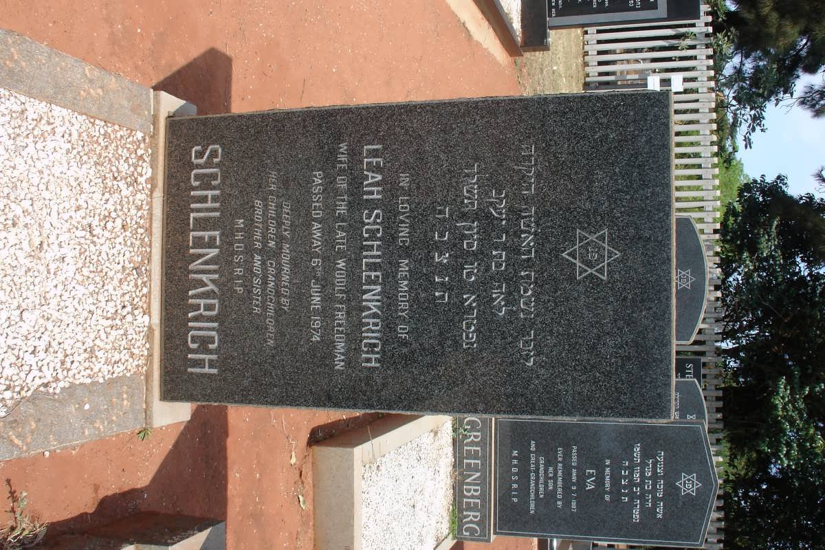 SCHLENKRICH Leah -1974