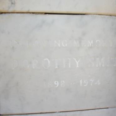 SMITH Dorothy 1898-1974