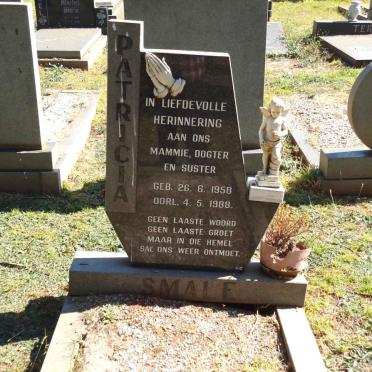 SMALE Patricia 1958-1988