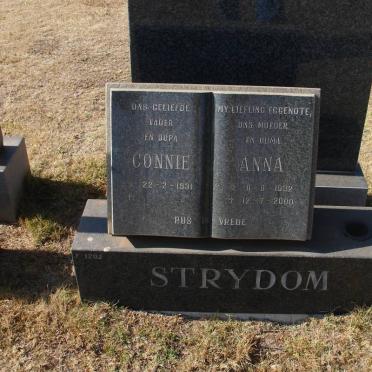 STRYDOM Connie 1931- &amp; Anna 1932-2000