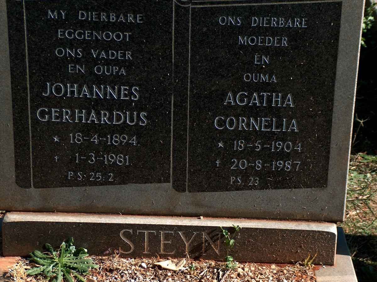 STEYN Johannes Gerhardus 1894-1981 &amp; Agatha Cornelia 1904-1987