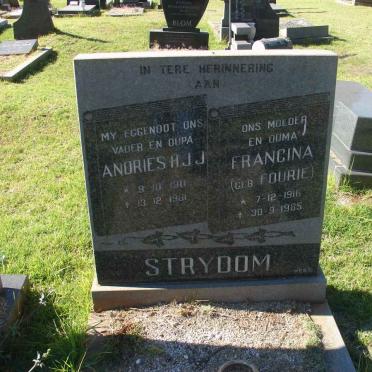 STRYDOM Andries H.J.J. 190?-1981 &amp; Francina FOURIE 1916-1985