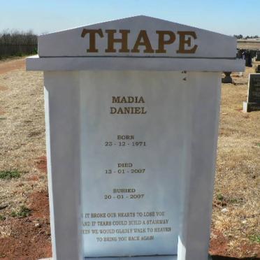 THAPE Madia Daniel 1971-2007