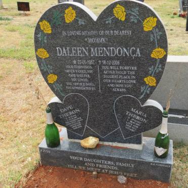 THERON Dave 19?4-200? &amp; Maria 1927-2007 :: MENDONCA Daleen 1957-2006