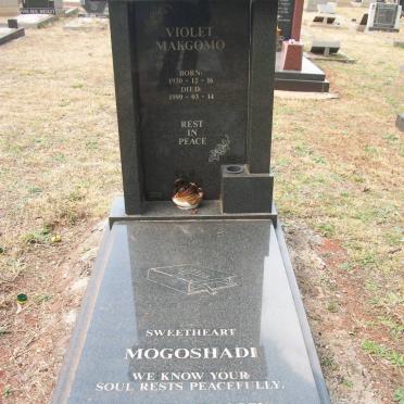 THANTSI Violet Makgomo 1930-1999