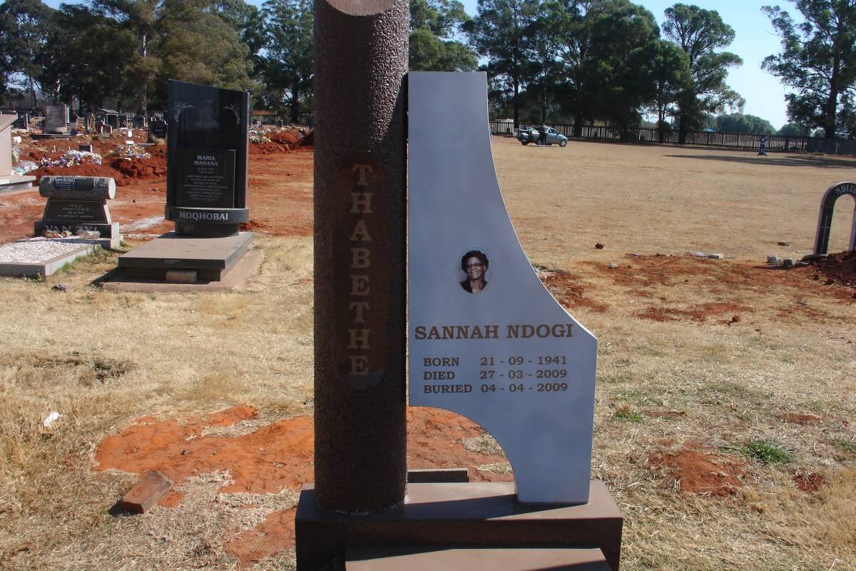 THABETHE Sanah Ndogi 1941-2009