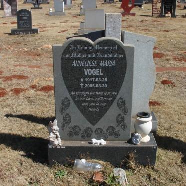 VOGEL Anneliese Maria 1917-2005