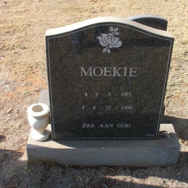 ? Moekie 1915-1998
