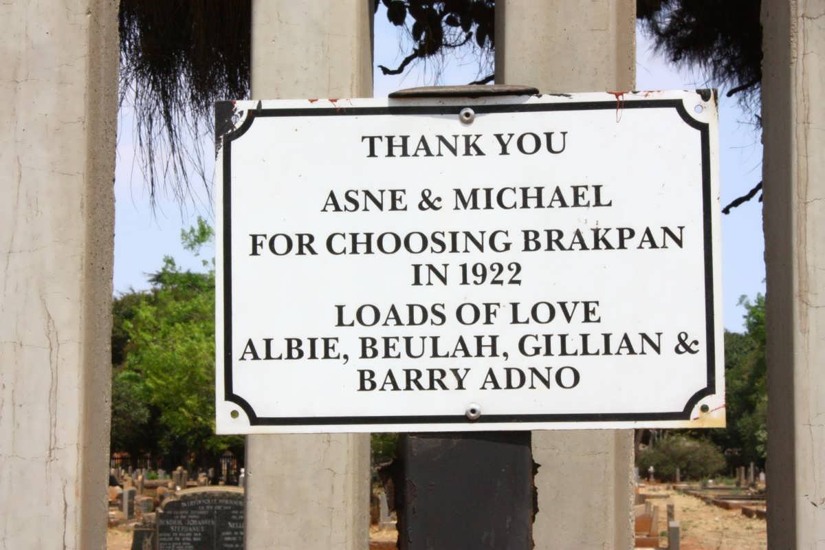 ? Michael &amp; Asne