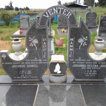 VENTER Jacobus Daniël 1911-1987 &amp; Johanna Helena Josina VAN STADEN 1911-2005