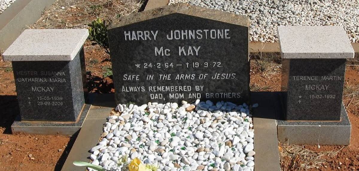 McKAY Terence Martin 1932- &amp; Hester Susanna Catharina Maria 1939-2009 :: McKAY Harry Johnstone 1964-1972