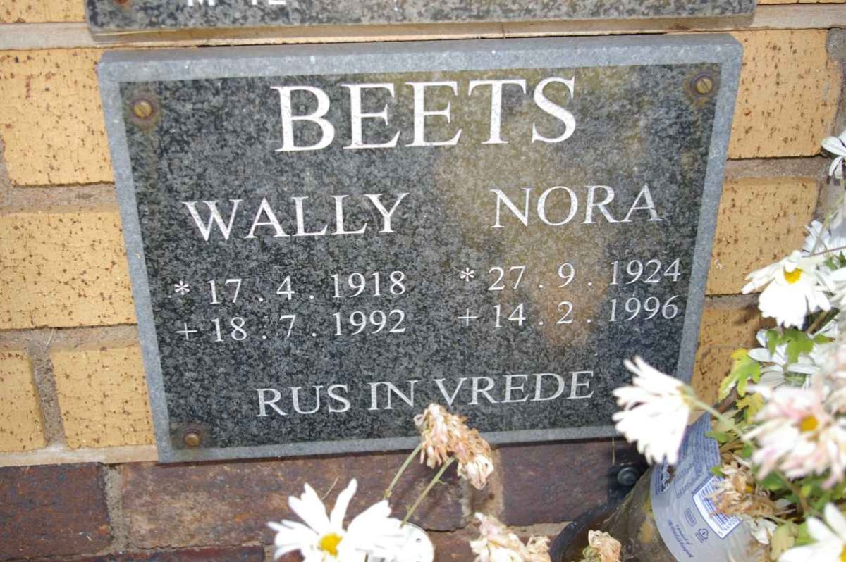 BEETS Wally 1918-1992 &amp; Nora 1924-1996