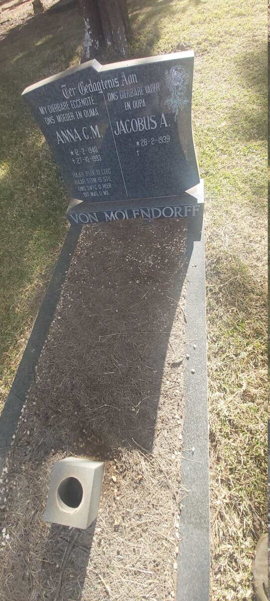 MOLENDORFF Jacobus A., von 1939- &amp; Anna C.M. 1940-1993
