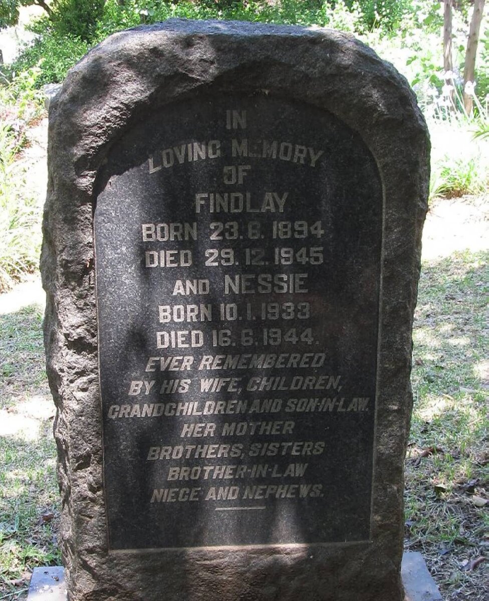 STIRRAT Findlay Kelso 1894-1945 :: STIRRAT Nessie Ada 1933-1944