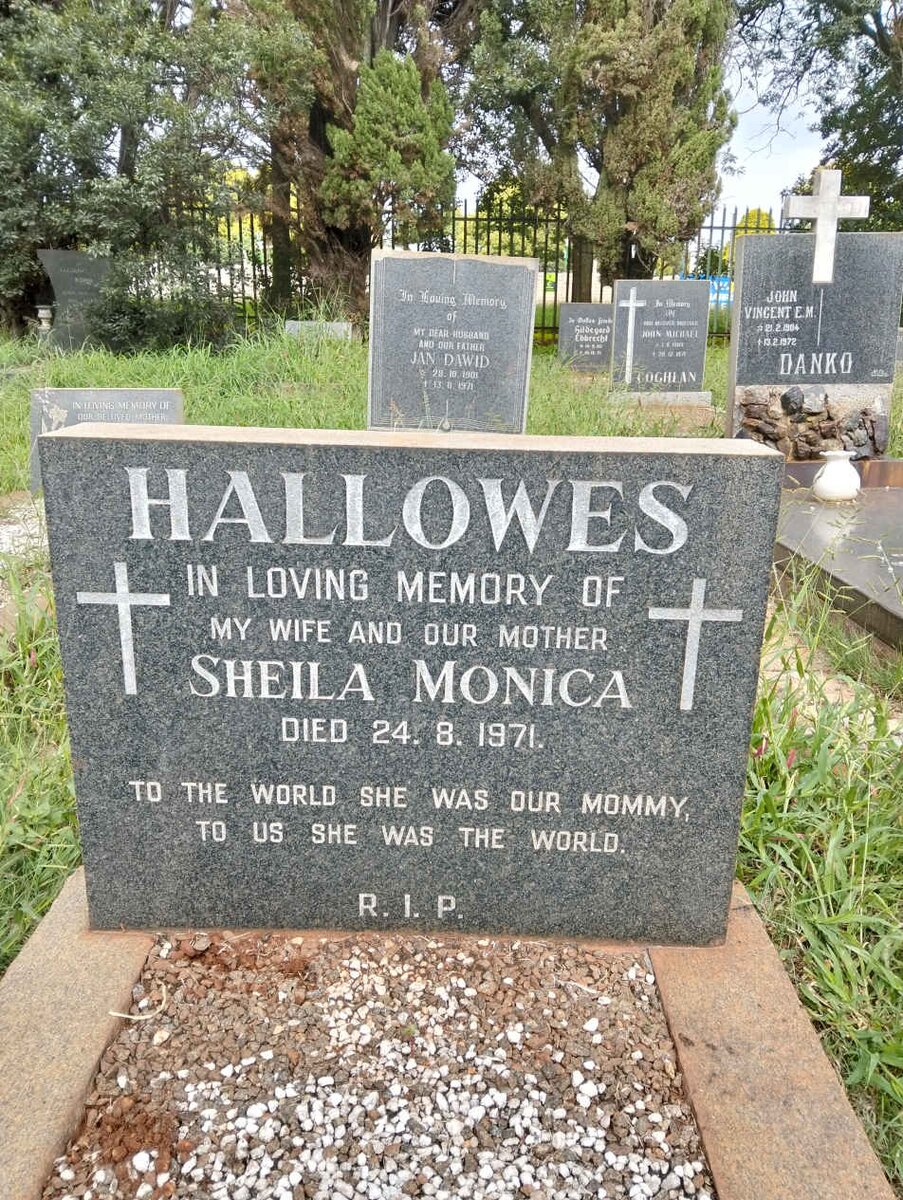 HALLOWES Sheila Monica -1971