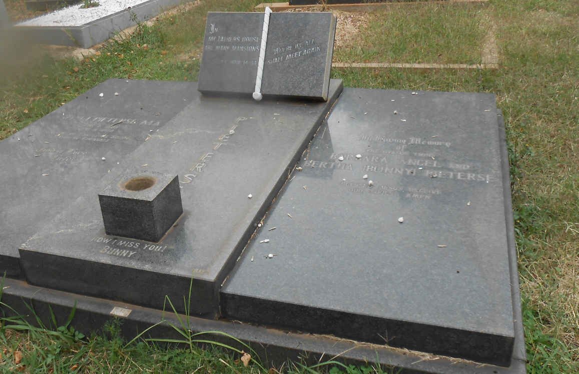 PIETERSE J.J. 1905-1979 :: PIETERSE Bertha nee DYASON :: ANGEL Barbara nee DYASON