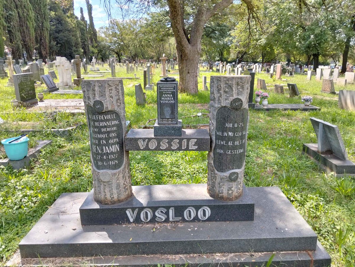 VOSLOO Benjamin 1927-1978 & Anna Maria 1929-2017_1