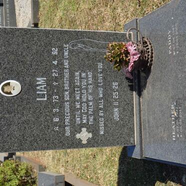 WHELAN Paddy 1947-2006 &amp; Heather 1942-2011 :: WHELAN Liam 1973-1992