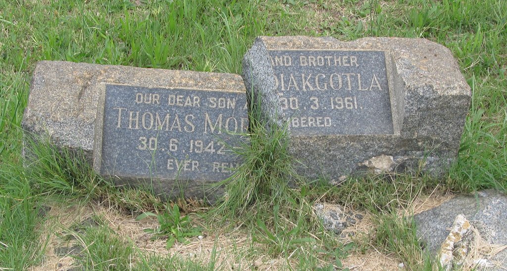 MOPIAKGOTLA Thomas 1942-1961