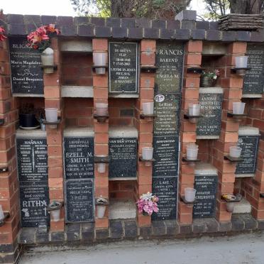 5. Oorsig / Overview - Elsburg gedenkmuur