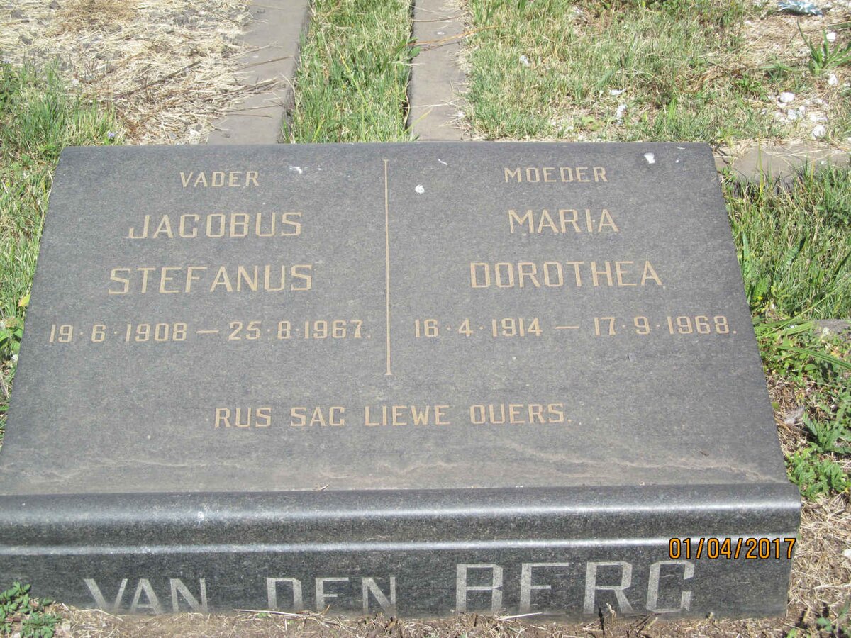 BERG Jacobus Stefanus, van den 1908-1967 &amp; Maria Dorothea 1914-1968