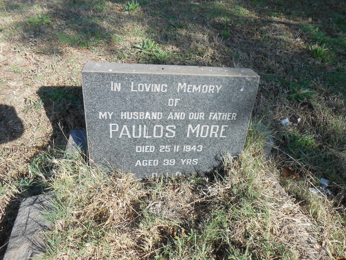 MORE Paulos -1943