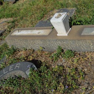 MULLER Thomas Ignatius 1890-1965 &amp; Dorathea Johanna W. 1896-1970