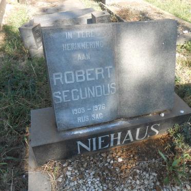 NIEHAUS Robert Secundus 1903-1976