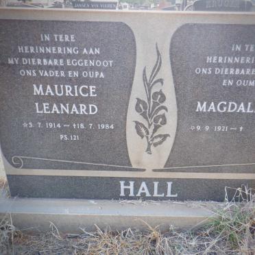 HALL Maurice Leanard 1914-1984 &amp; Magdalena 1921-