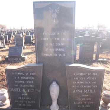 HOLTZHAUSEN Daniel Rudolph 1927-1986 &amp; Anna Maria 1932-2001