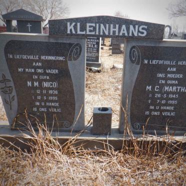 KLEINHANS N.M. 1936-1995 &amp; M.C. 1945-1995